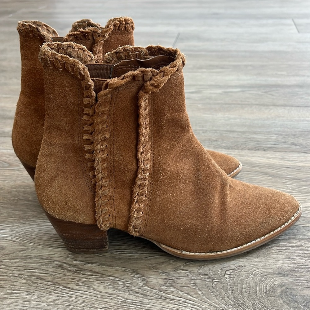 Boutique Western style suede bootie